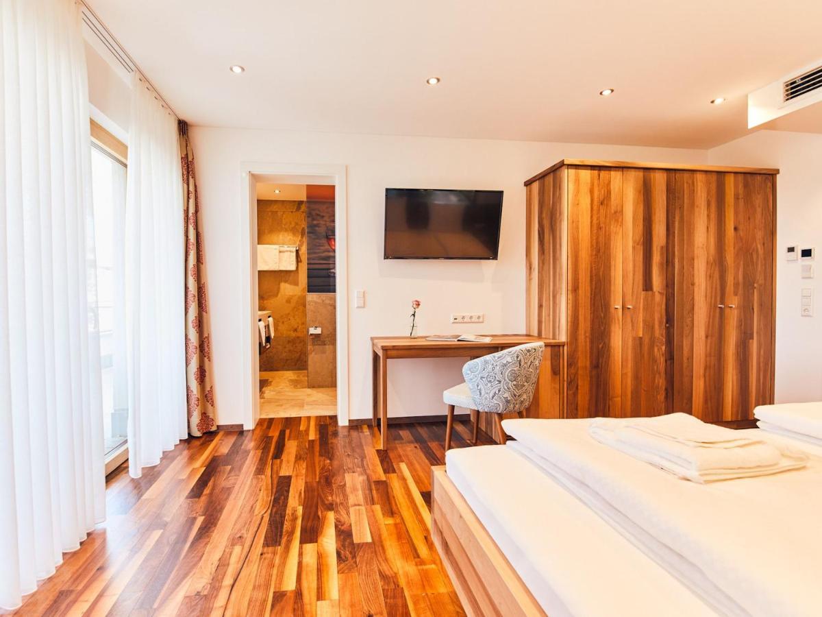 Hotel Hornstein - Weingut, Vinothek & Gastronomie Nonnenhorn Dış mekan fotoğraf