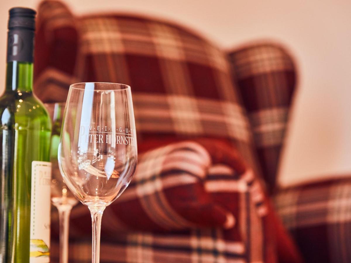 Hotel Hornstein - Weingut, Vinothek & Gastronomie Nonnenhorn Dış mekan fotoğraf