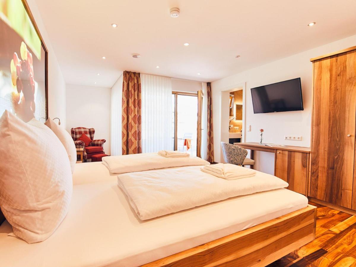 Hotel Hornstein - Weingut, Vinothek & Gastronomie Nonnenhorn Dış mekan fotoğraf