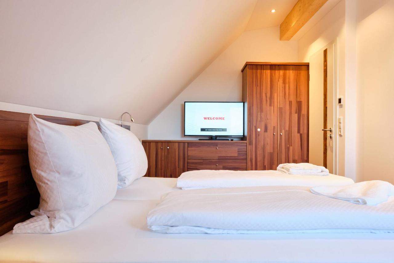 Hotel Hornstein - Weingut, Vinothek & Gastronomie Nonnenhorn Dış mekan fotoğraf